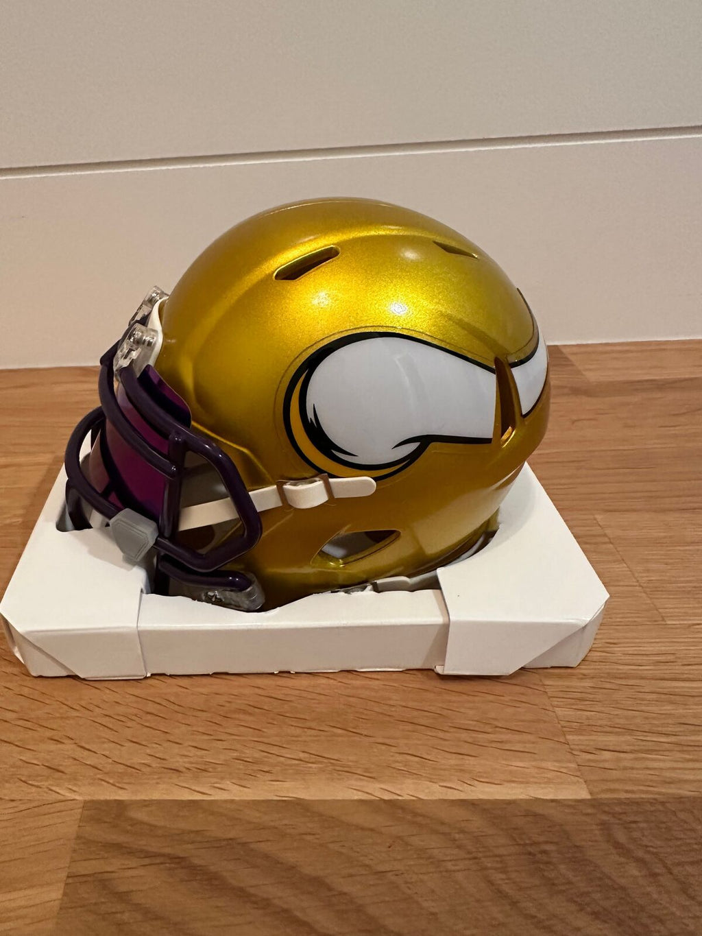 Alexander Mattison Signed Minnesota Vikings Gold Flash Mini Helmet –