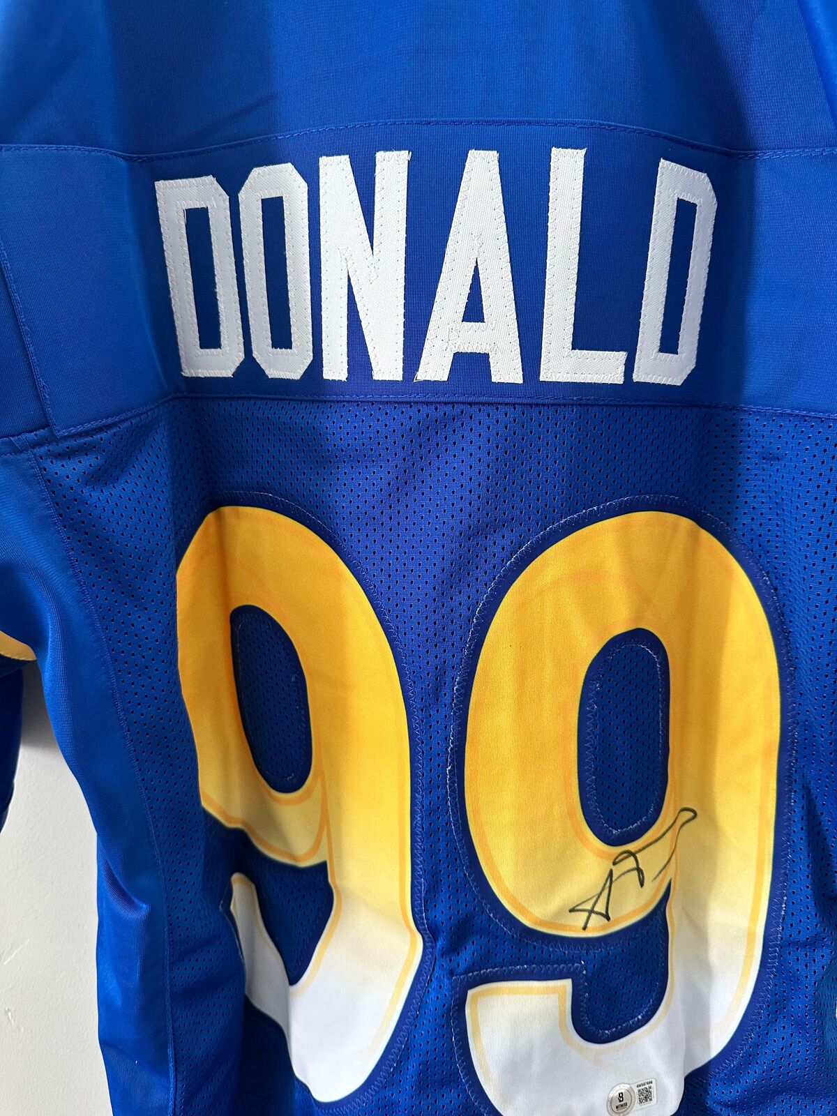 Aaron Donald Signed LA Rams Custom Jersey #99 – Beckett Witnessed