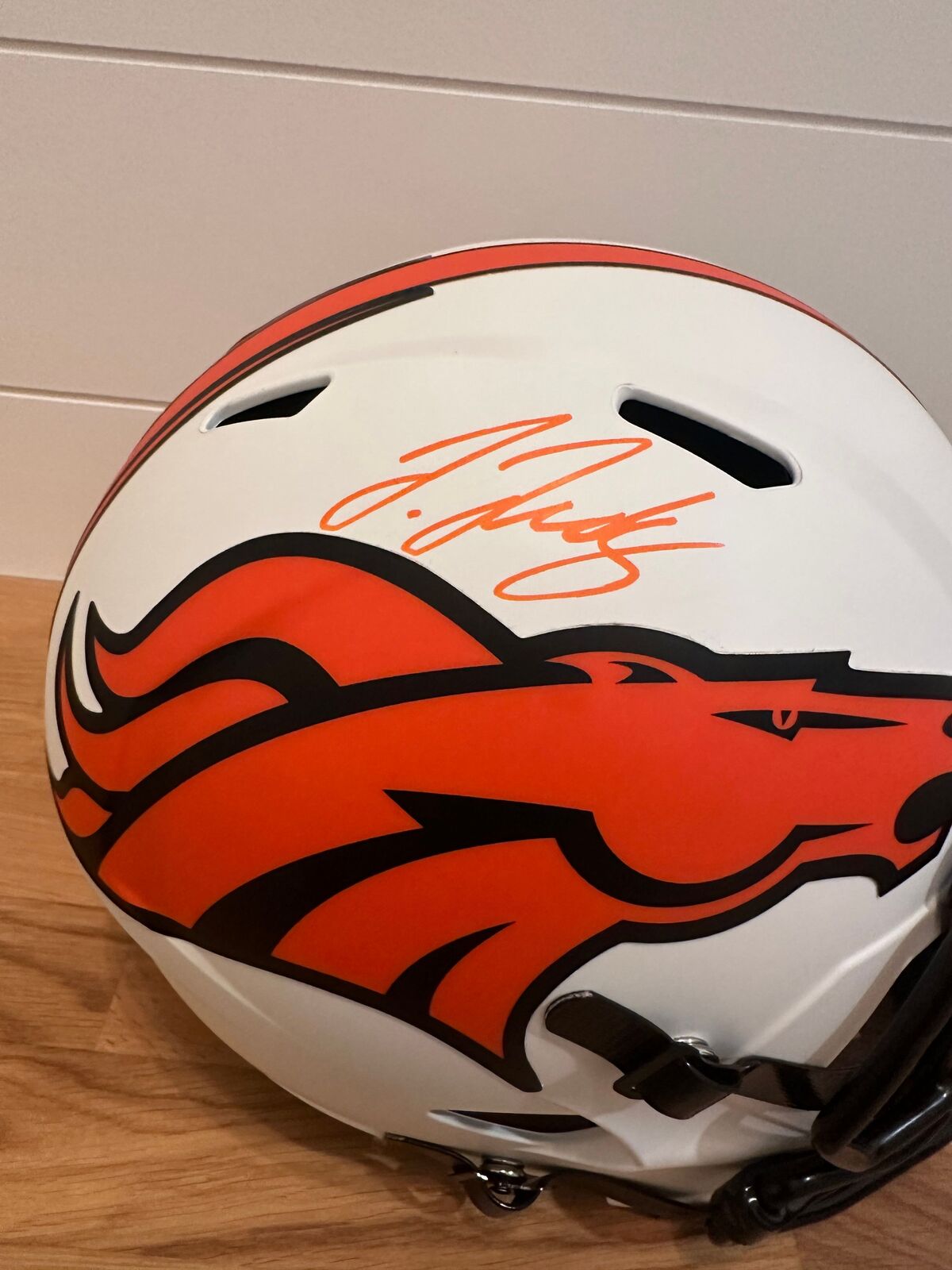 Jerry Jeudy Signed Denver Broncos Lunar Full-Size Replica Helmet – Beckett