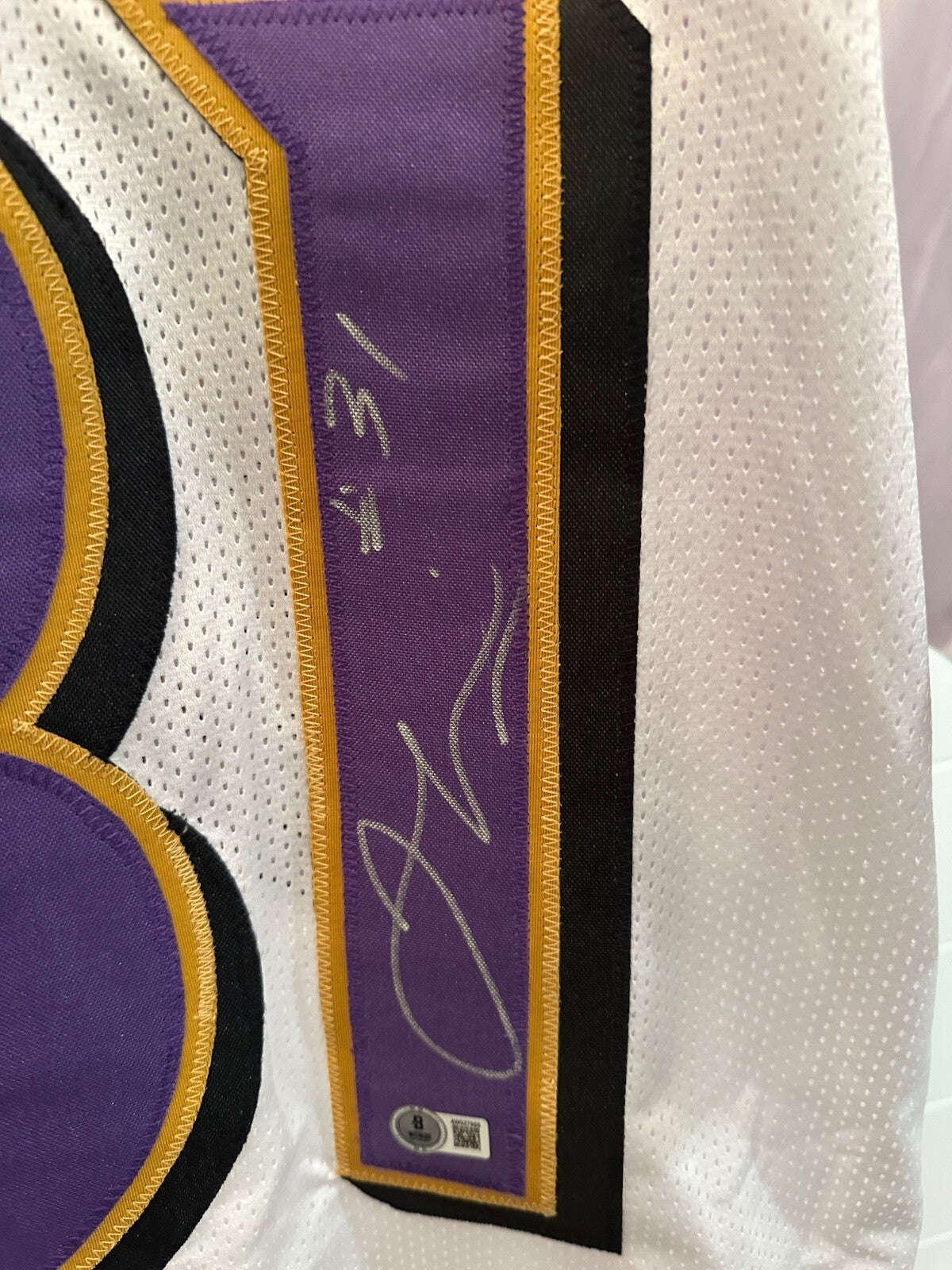 Jamal Lewis Signed Baltimore Ravens #31 Jersey – Beckett Witnessed