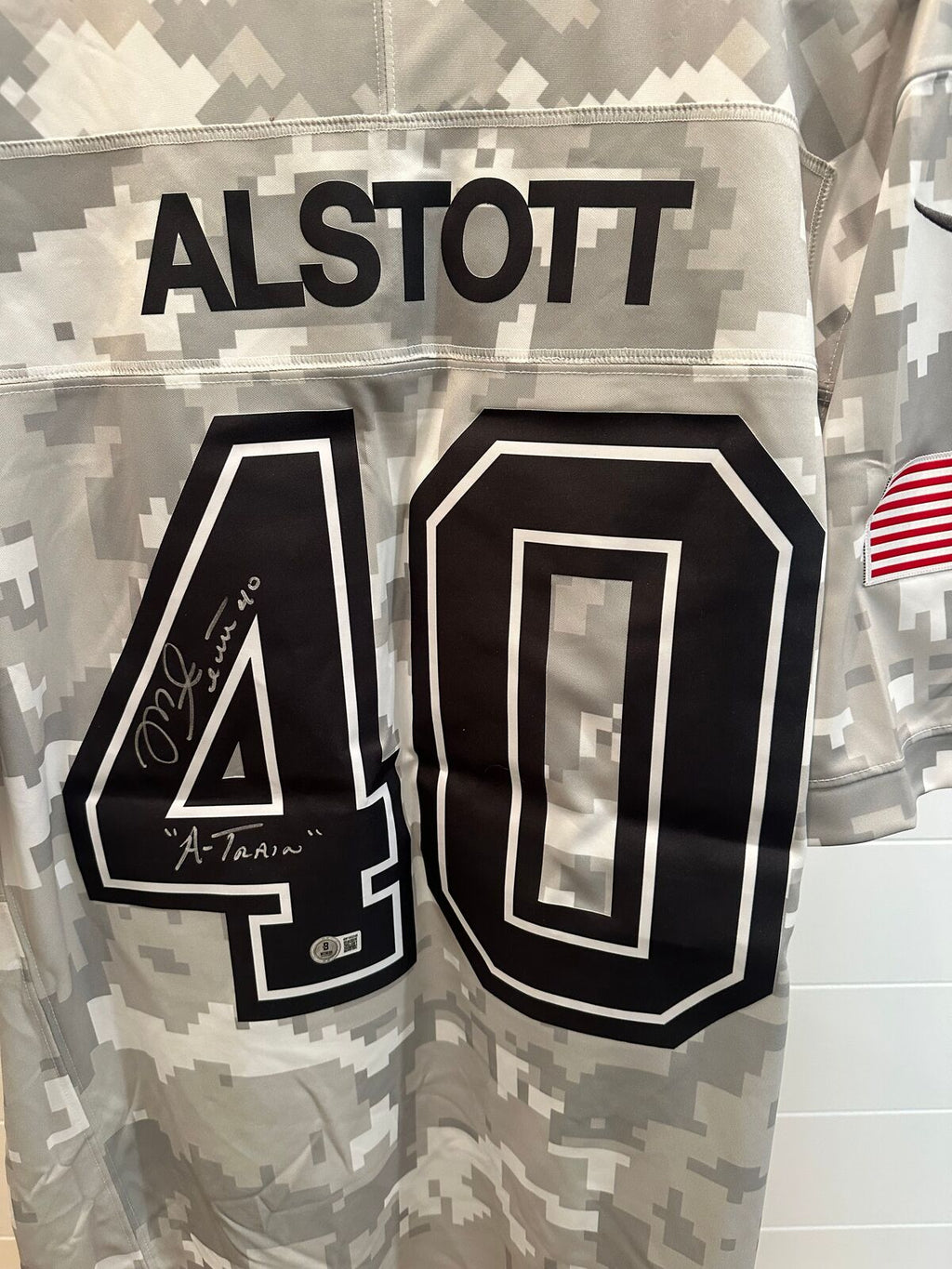 Mike Alstott Autographed Buccaneers Nike Salute to Service #40 Jersey  “A-Train”