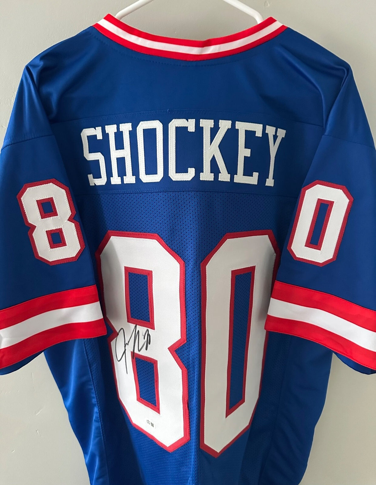 Jeremy Shockey Signed New York Giants Throwback Jersey – Leaf Witnessed COA