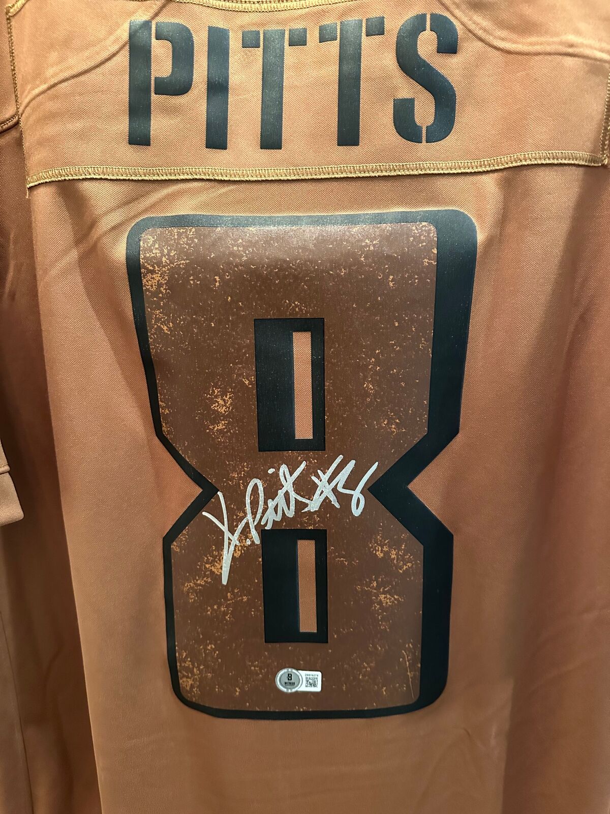 Kyle Pitts Signed Atlanta Falcons Nike Salute to Service Jersey XL – Becket
