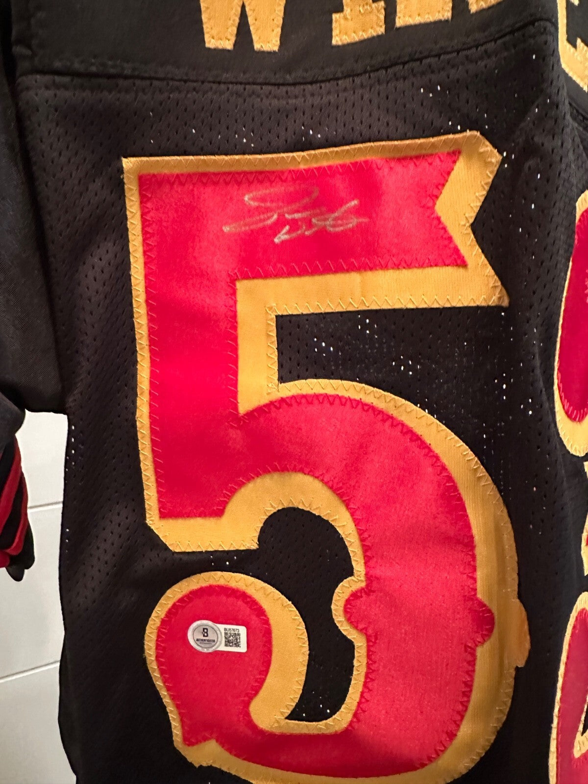 Dee Winters Signed 49ers #53 Black Jersey – Beckett Authenticated
