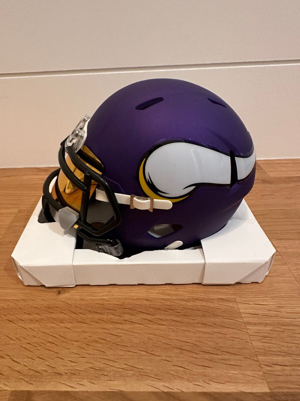 Sam Darnold & Aaron Jones Dual Signed Minnesota Vikings Riddell Mini Helmet –