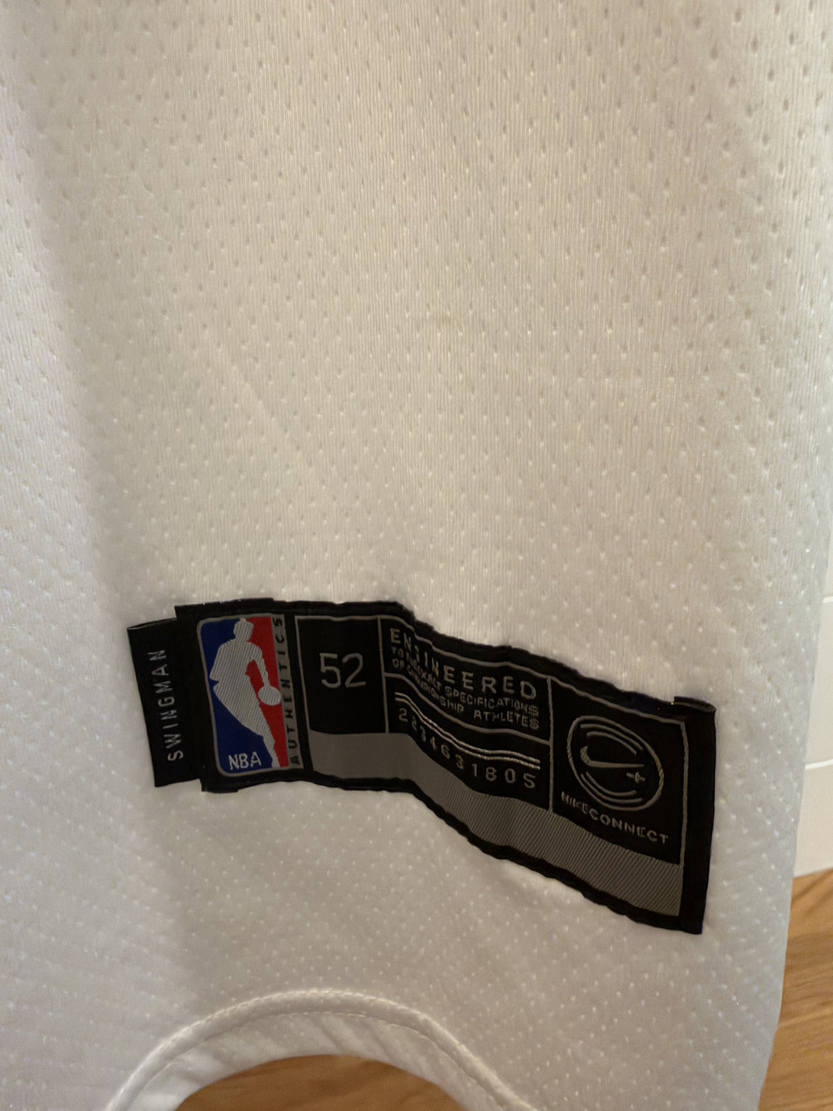 Donovan Mitchell Cleveland Cavaliers #45 The Land White Jersey Size 52 Unsigned