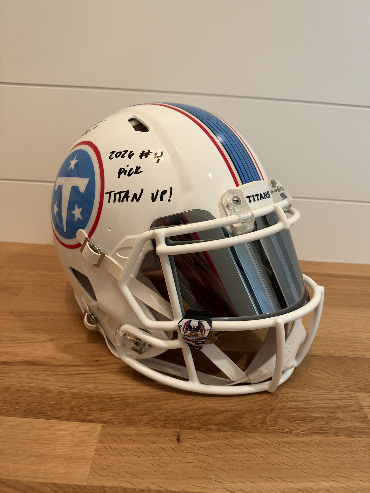 Carnell Tate Signed Titans Authentic Riddell Speed Helmet 8/10  Inscribed