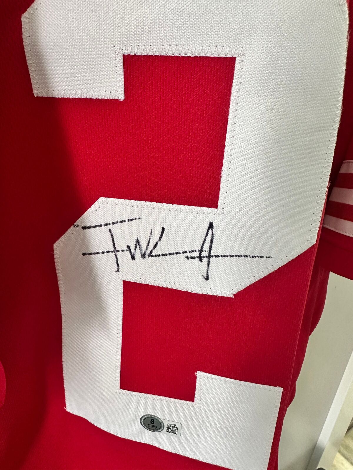 Frank Gore 49ers Signed Jersey – Beckett Witnessed Certified