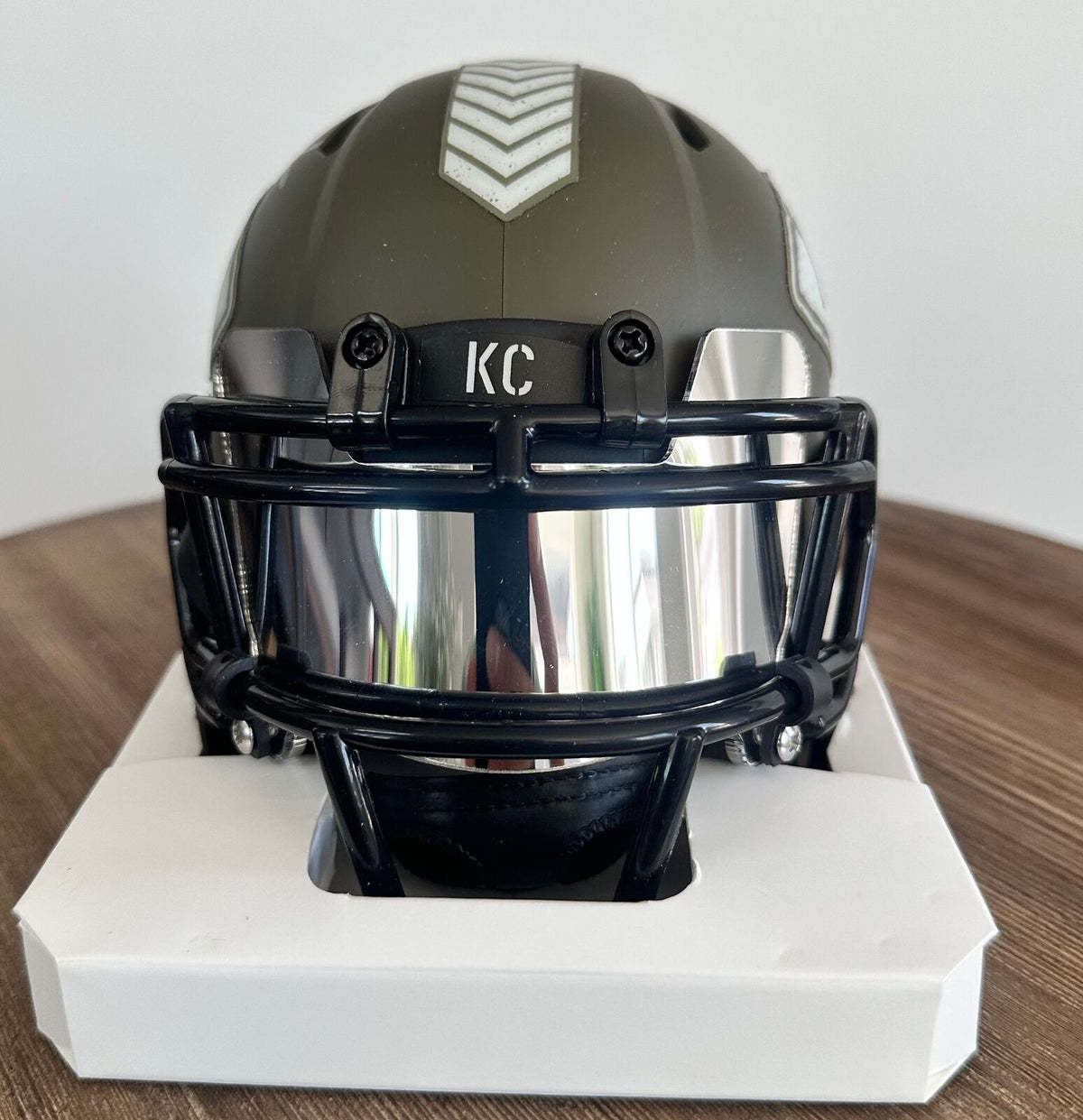 🏈 Isiah Pacheco Signed Chiefs Salute to Service Mini Helmet – Authenticated