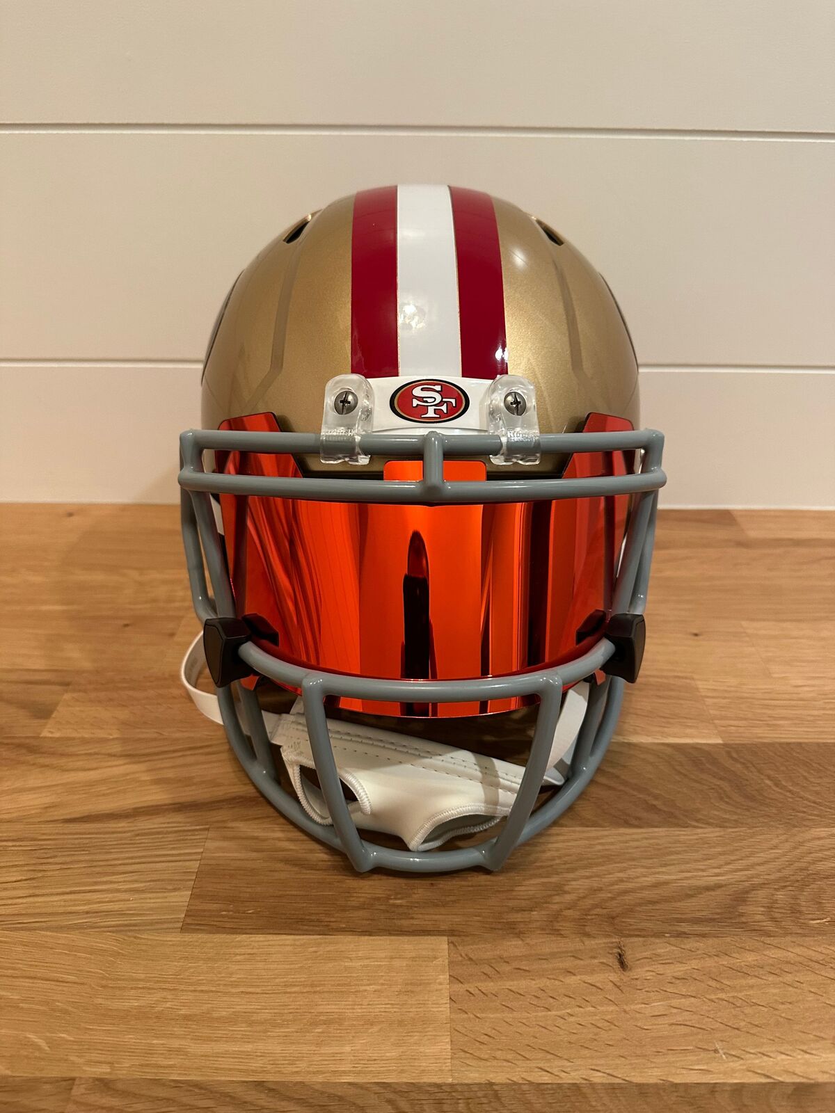 Frank Gore Signed San Francisco 49ers Full-Size Replica Helmet – Beckett