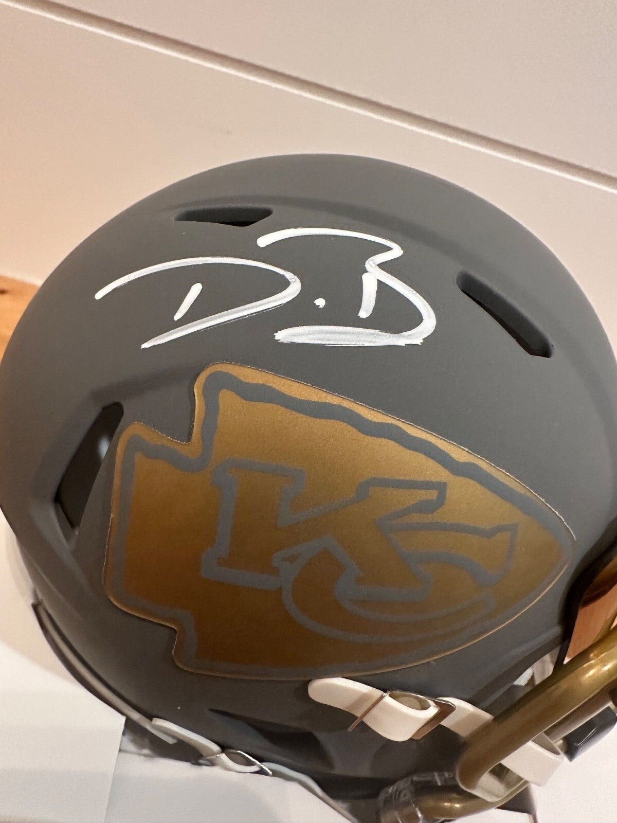 Dwayne Bowe Signed Chiefs Slate Mini Helmet – JSA Witnessed