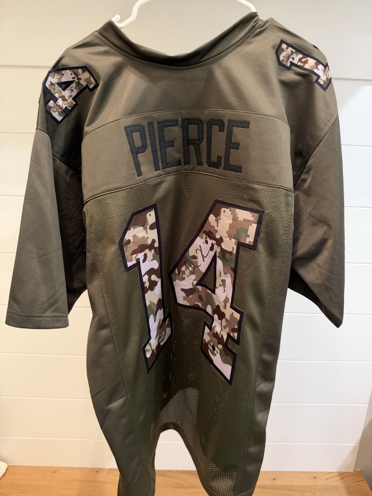 Alec Pierce Signed Colts #14 Camo Custom Jersey Beckett Witnessed Autograph