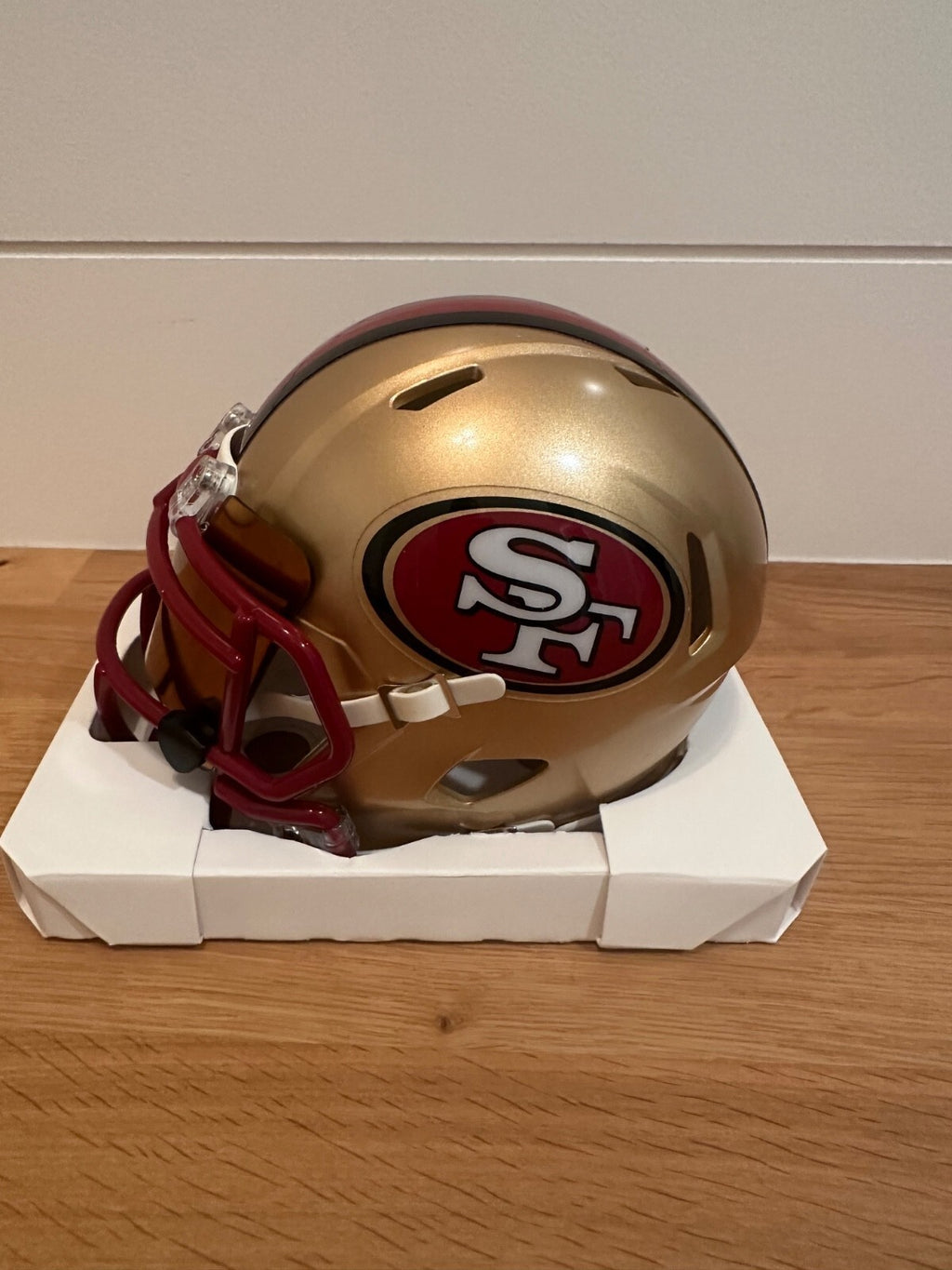 Garrison Hearst Signed 49ers Mini Helmet – Beckett Witnessed