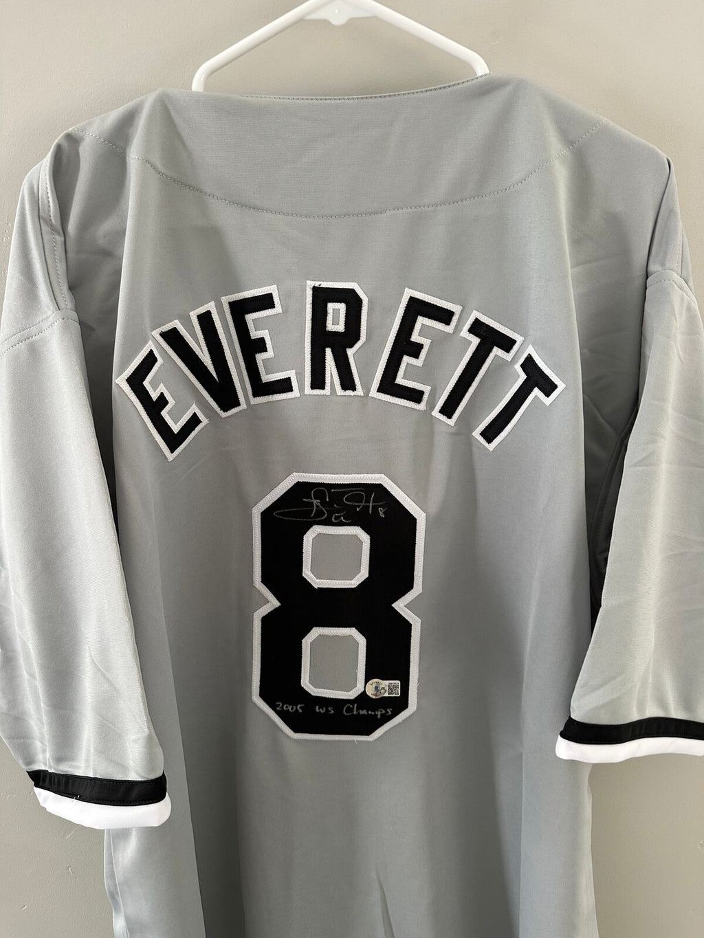 Carl Everett Signed Chicago White Sox Jersey – Beckett – 2005 WS Champs
