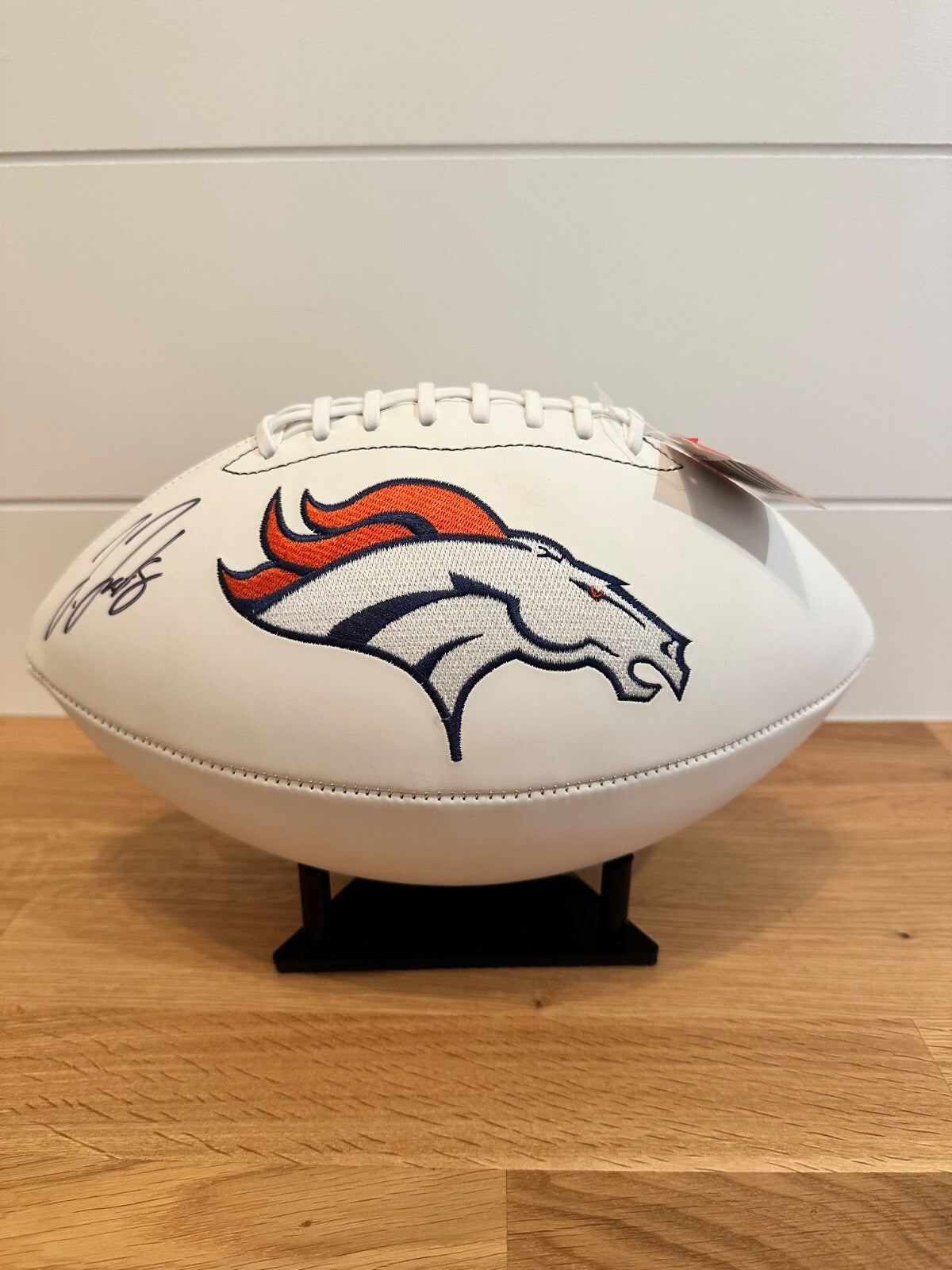 Jerry Jeudy Signed Denver Broncos Logo Football – Beckett Witness COA