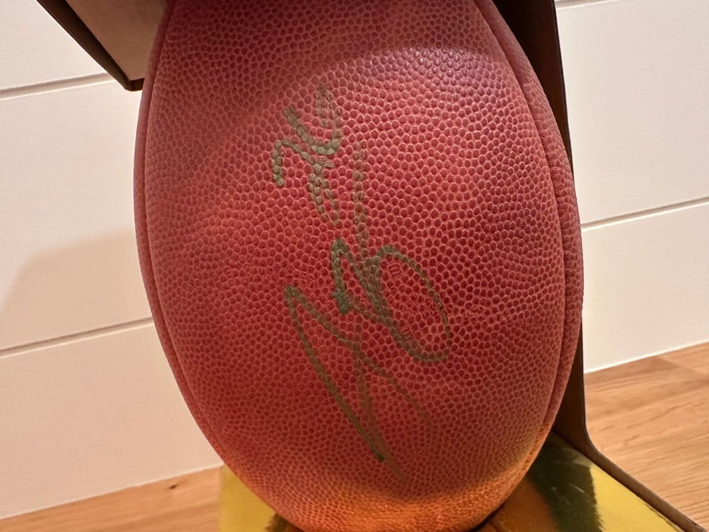 Le’Veon Bell Signed Wilson NFL Authentic Game Ball “The Duke” JSA S06199
