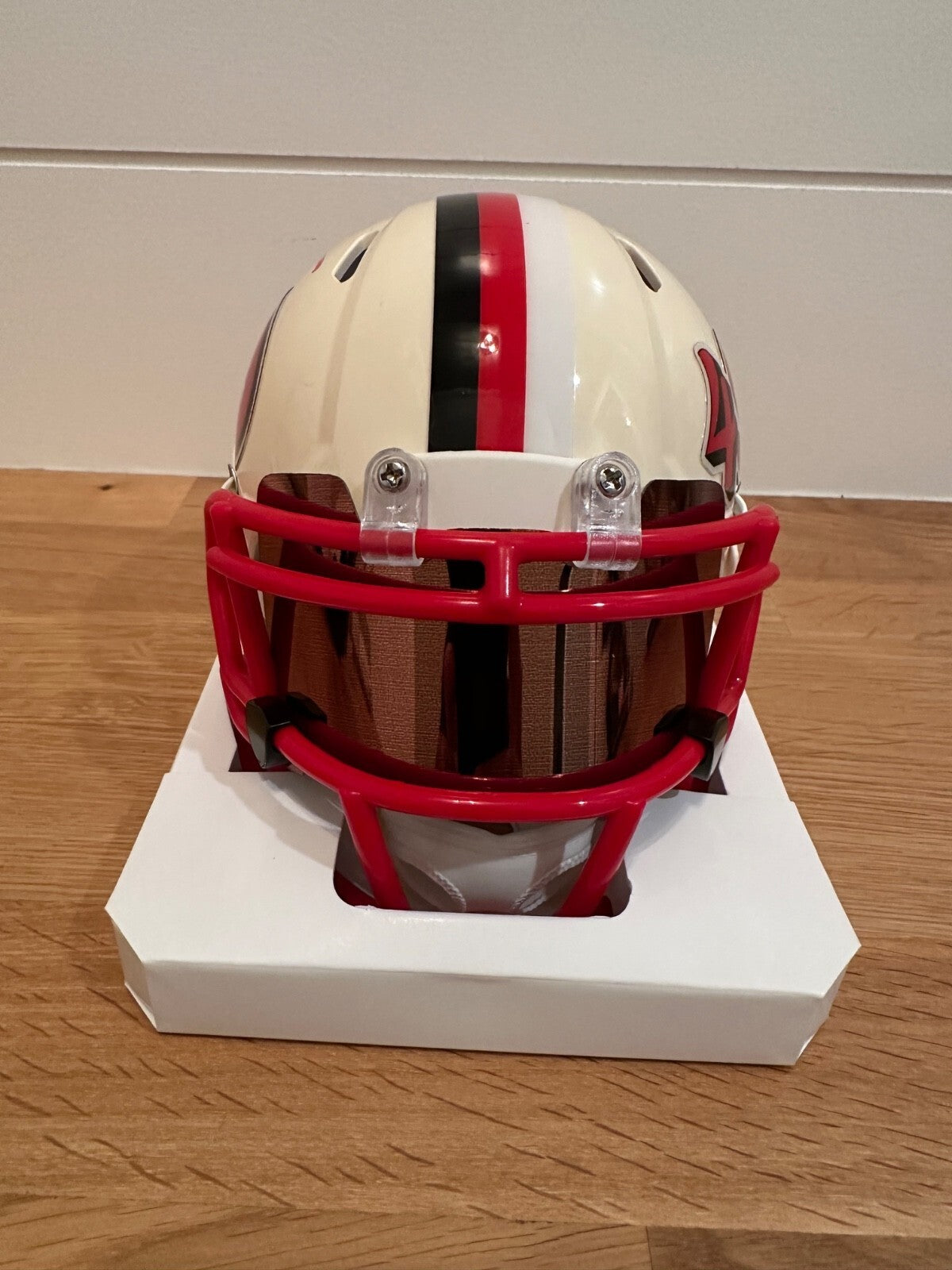 Dre Greenlaw Signed 49ers Retro Riddell Mini Helmet – Beckett Witnessed