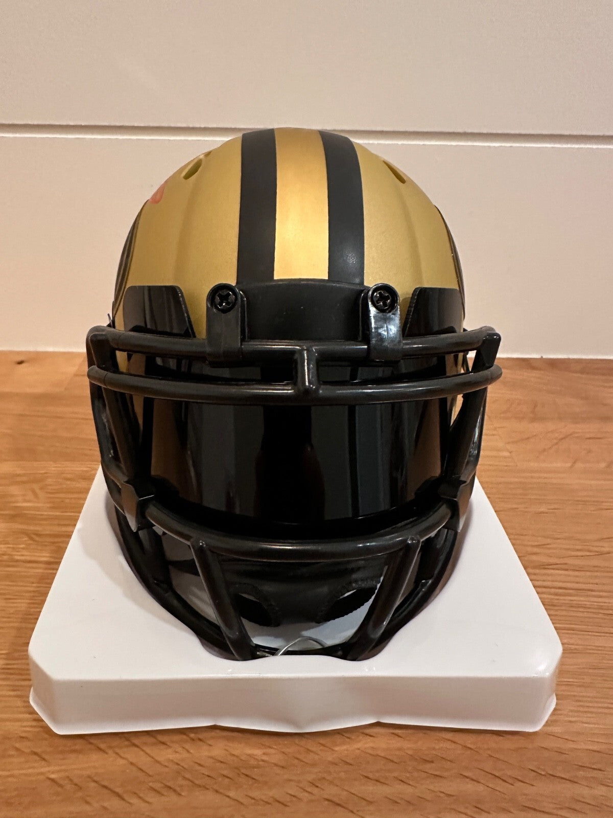 Dee Winters Signed 49ers Gold Riddell Mini Helmet – Beckett Witnessed