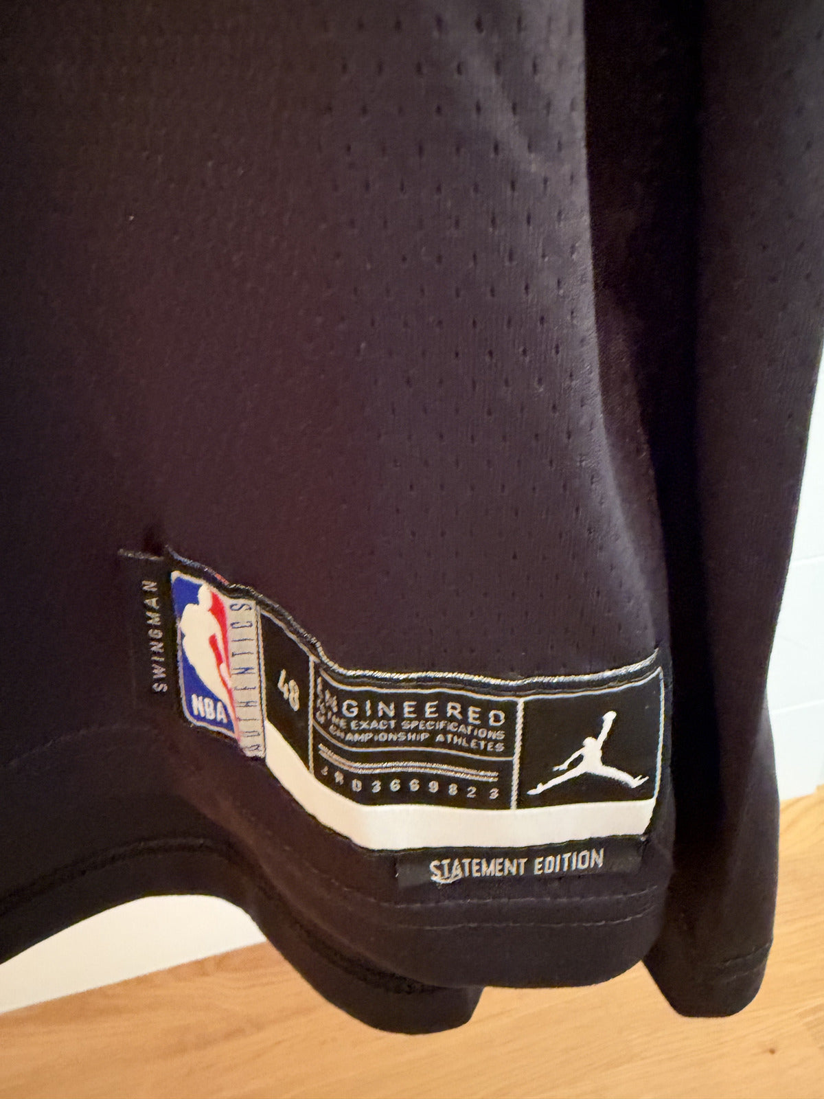 Sam Merrill Signed Cavaliers Jordan Swingman Jersey Black L 48 JSA