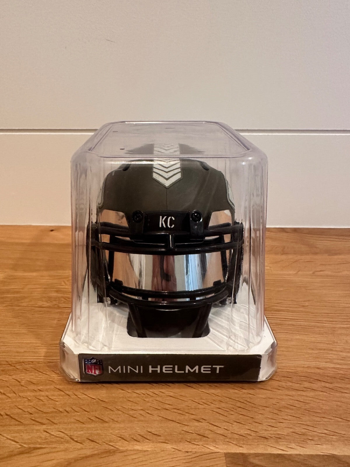 Isiah Pacheco Signed Chiefs Salute to Service Mini Helmet – Witness Authenticate