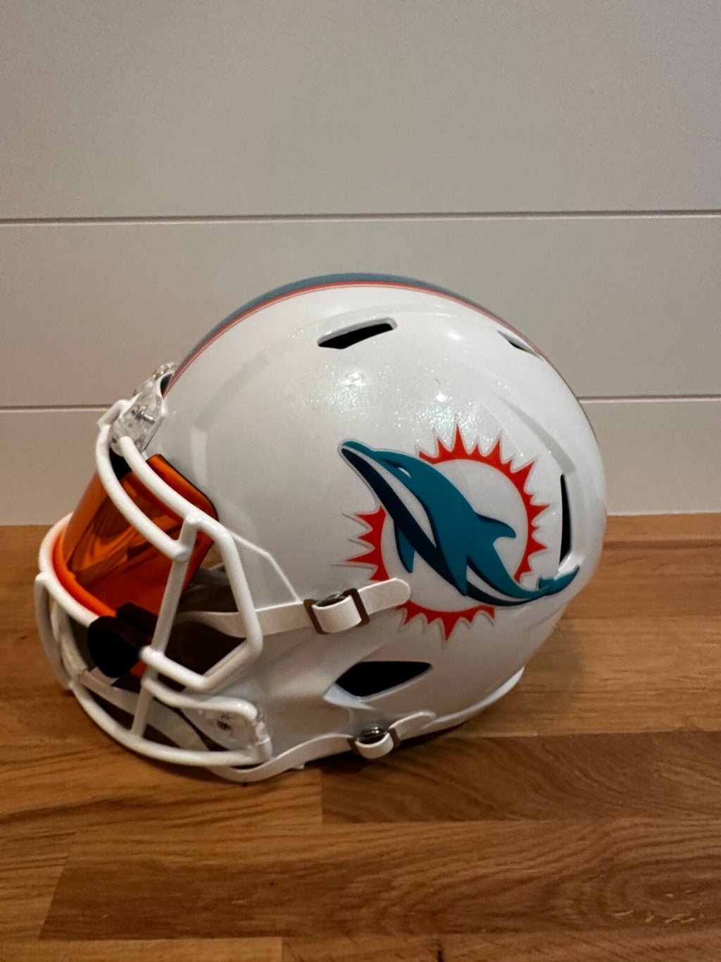 Tua Tagovailoa Signed Dolphins Full-Size Helmet – Fanatics Authenticated