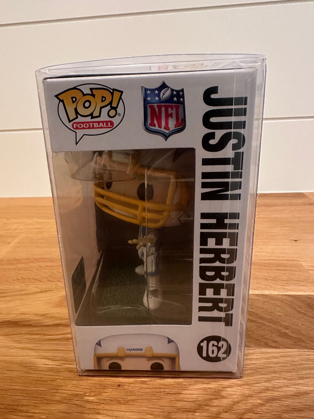 Justin Herbert Funko Pop! Football #162 – Los Angeles Chargers – In Protector