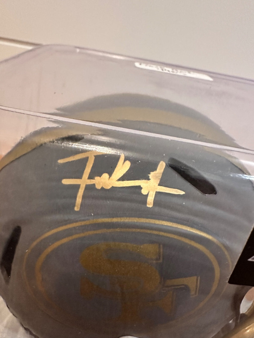Frank Gore Signed 49ers Slate Mini Helmet – Beckett Witnessed COA