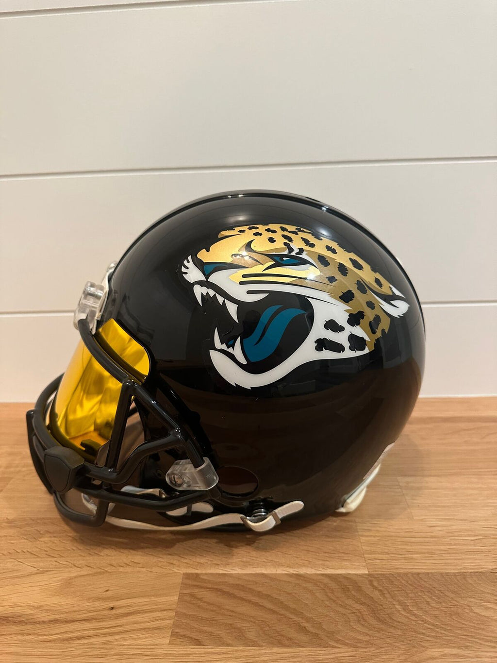 Leonard Fournette Signed Jacksonville Jaguars Full Size Authentic Pro Helmet