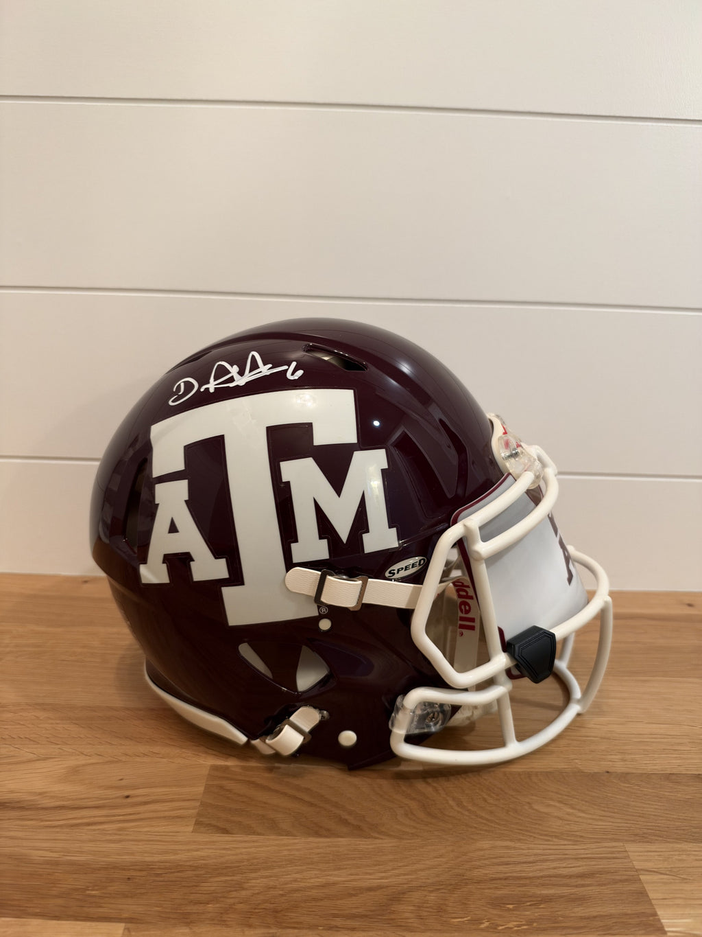 De'Von Achane Signed Texas A&M Authentic Speed Full Size Helmet Beckett Visor
