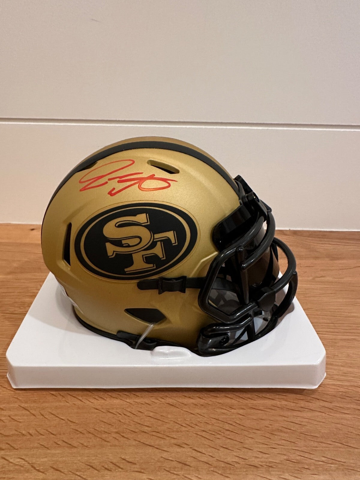 Dee Winters Signed 49ers RAVE Speed Mini Helmet – Beckett Witnessed