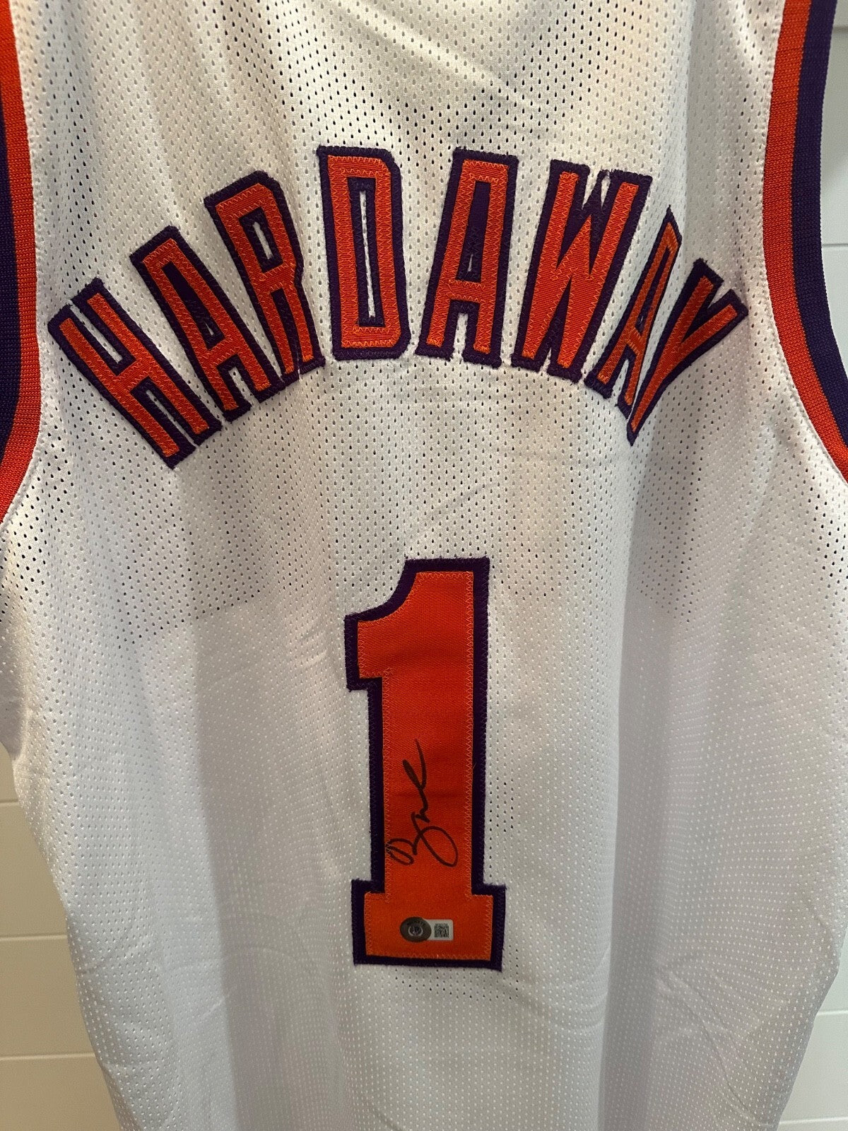 Penny Hardaway Signed Phoenix Suns Jersey – Beckett Witnessed