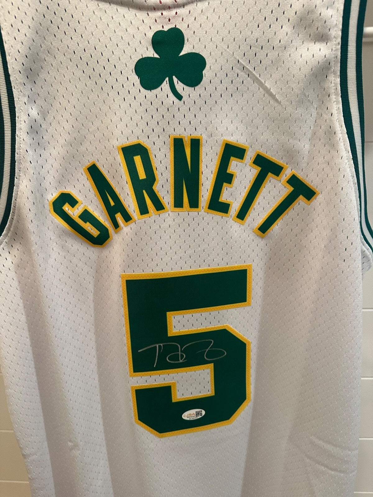 Kevin Garnett Signed Celtics Mitchell & Ness Jersey – JSA Witnessed