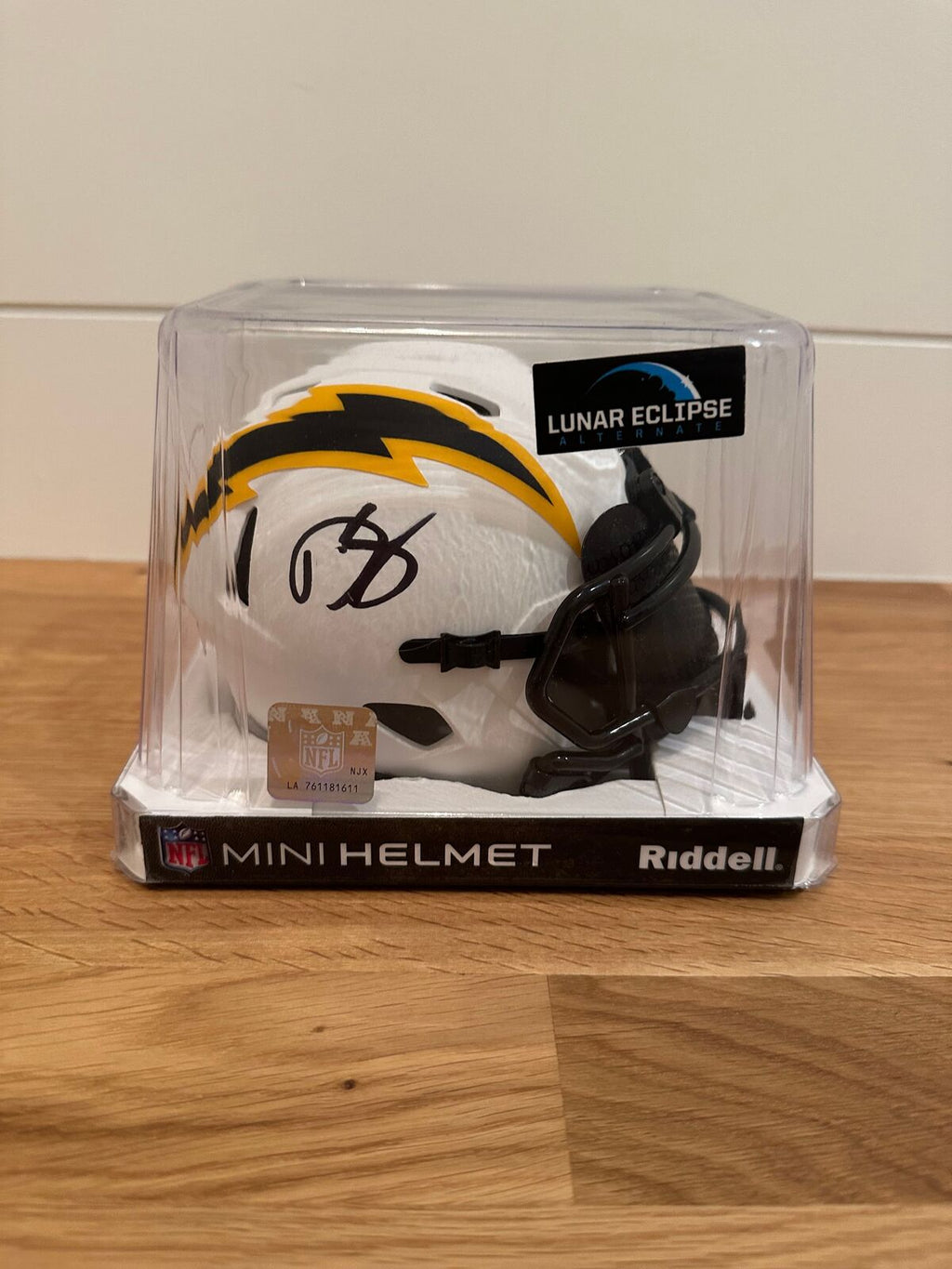 Darren Sproles Signed Chargers Lunar Eclipse Mini Helmet – Beckett Witnessed COA