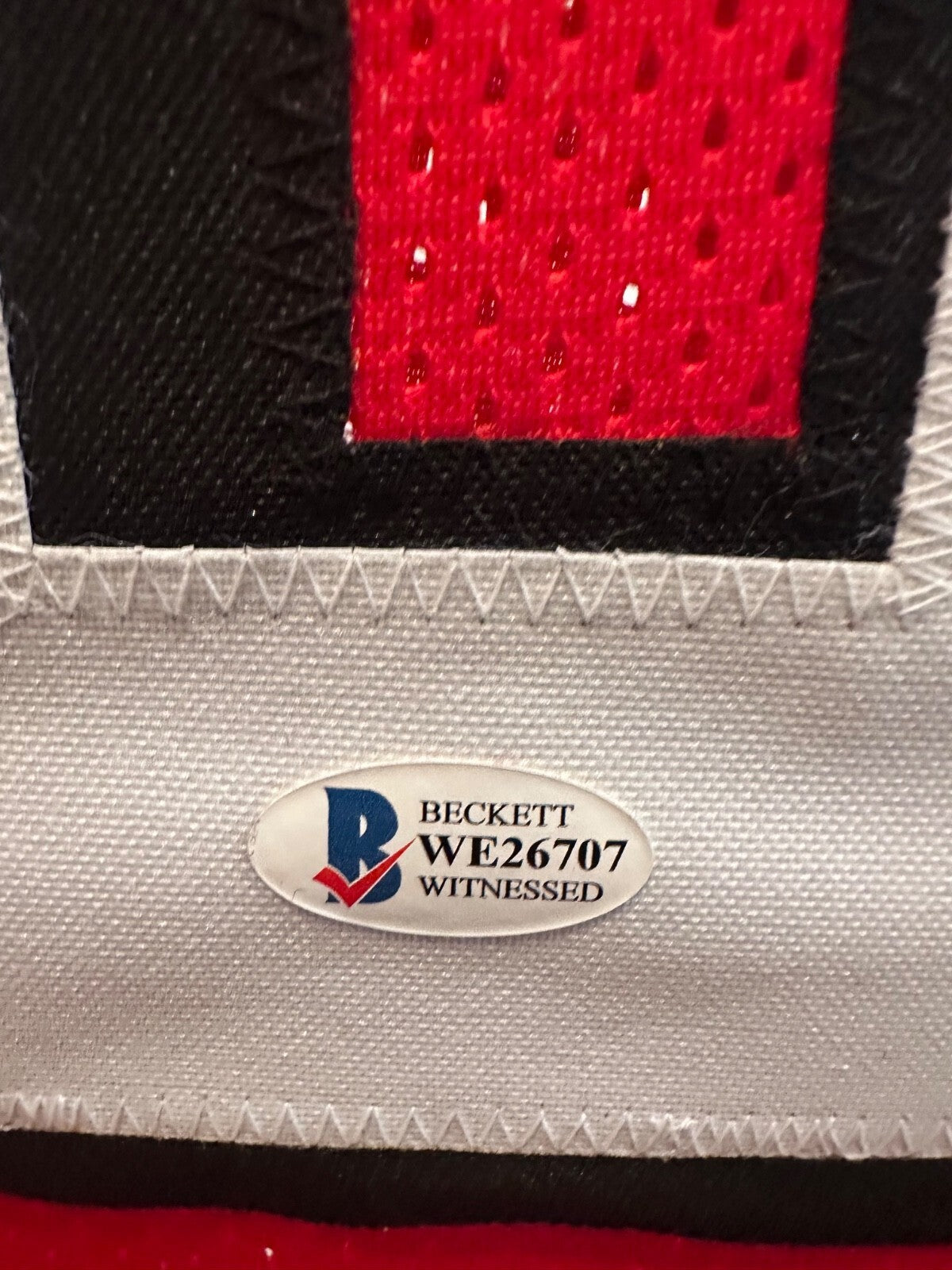 Calvin Ridley Autographed Atlanta Falcons Jersey – Beckett Witnessed COA
