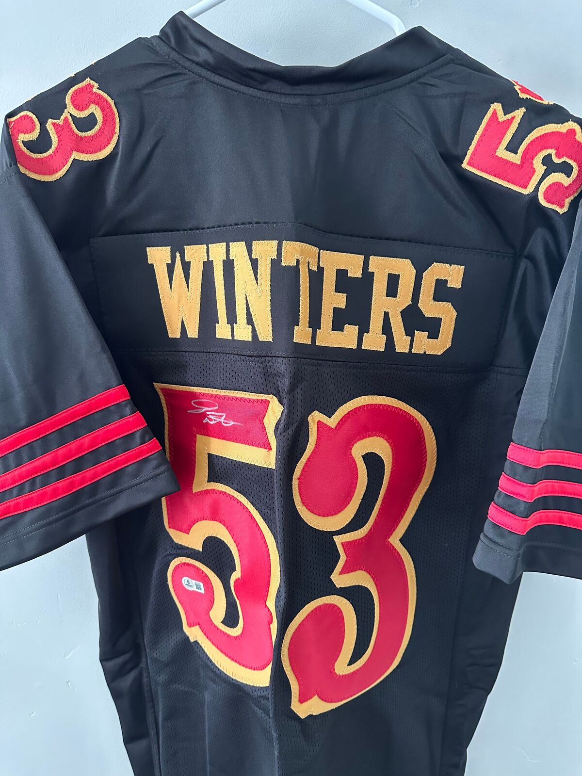 Dee Winters Signed 49ers Custom Jersey #53 – Beckett COA