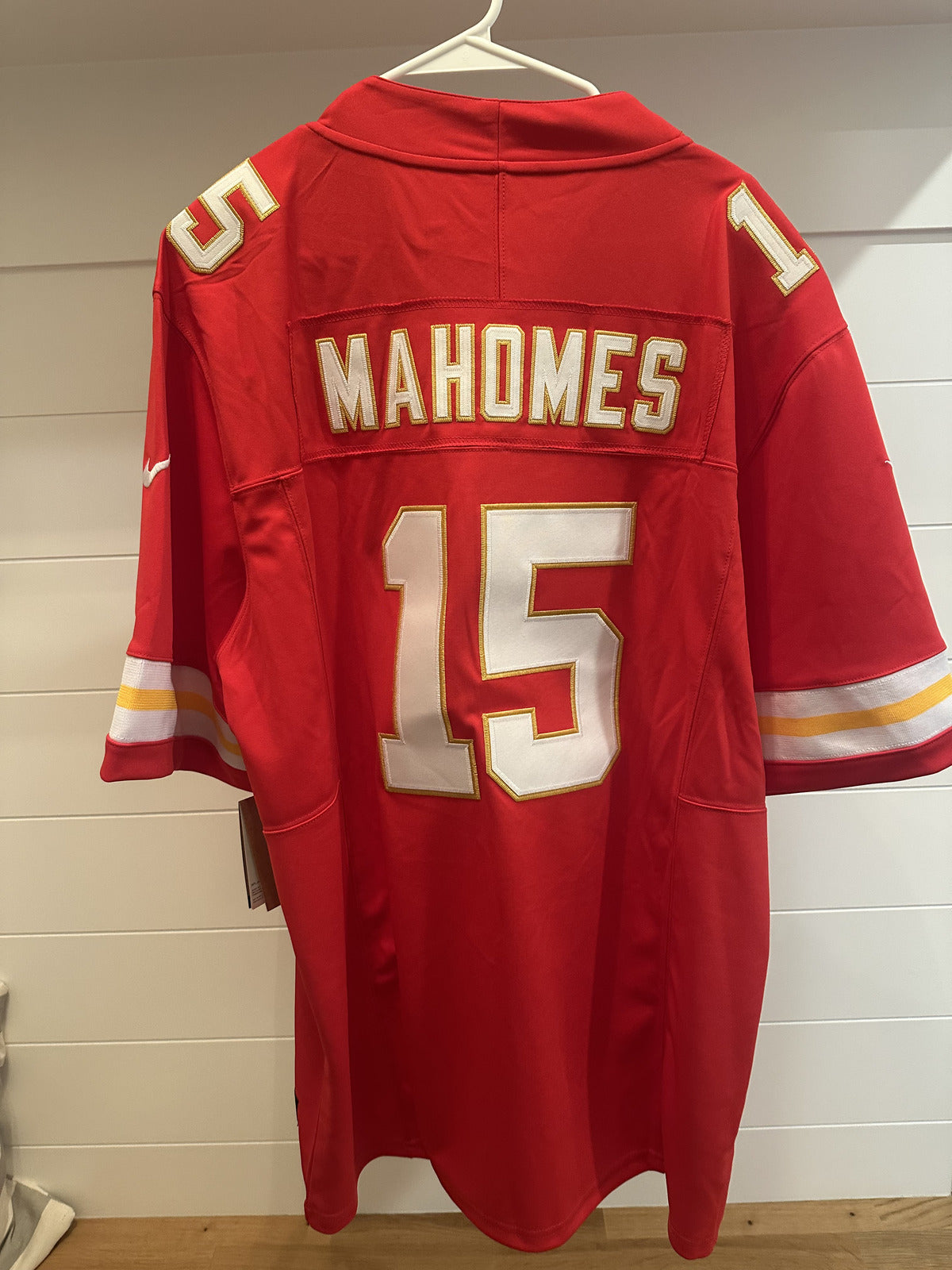 Patrick Mahomes Kansas City Chiefs #15 Red Stitched Jersey – XL – Unsigned