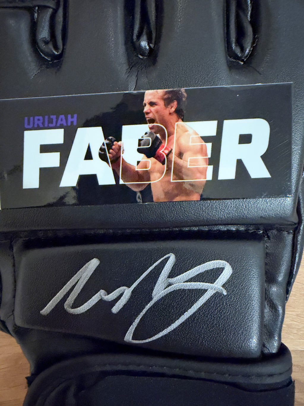 Urijah Faber Signed MMA Glove Beckett USA Flag California Kid UFC Autographed