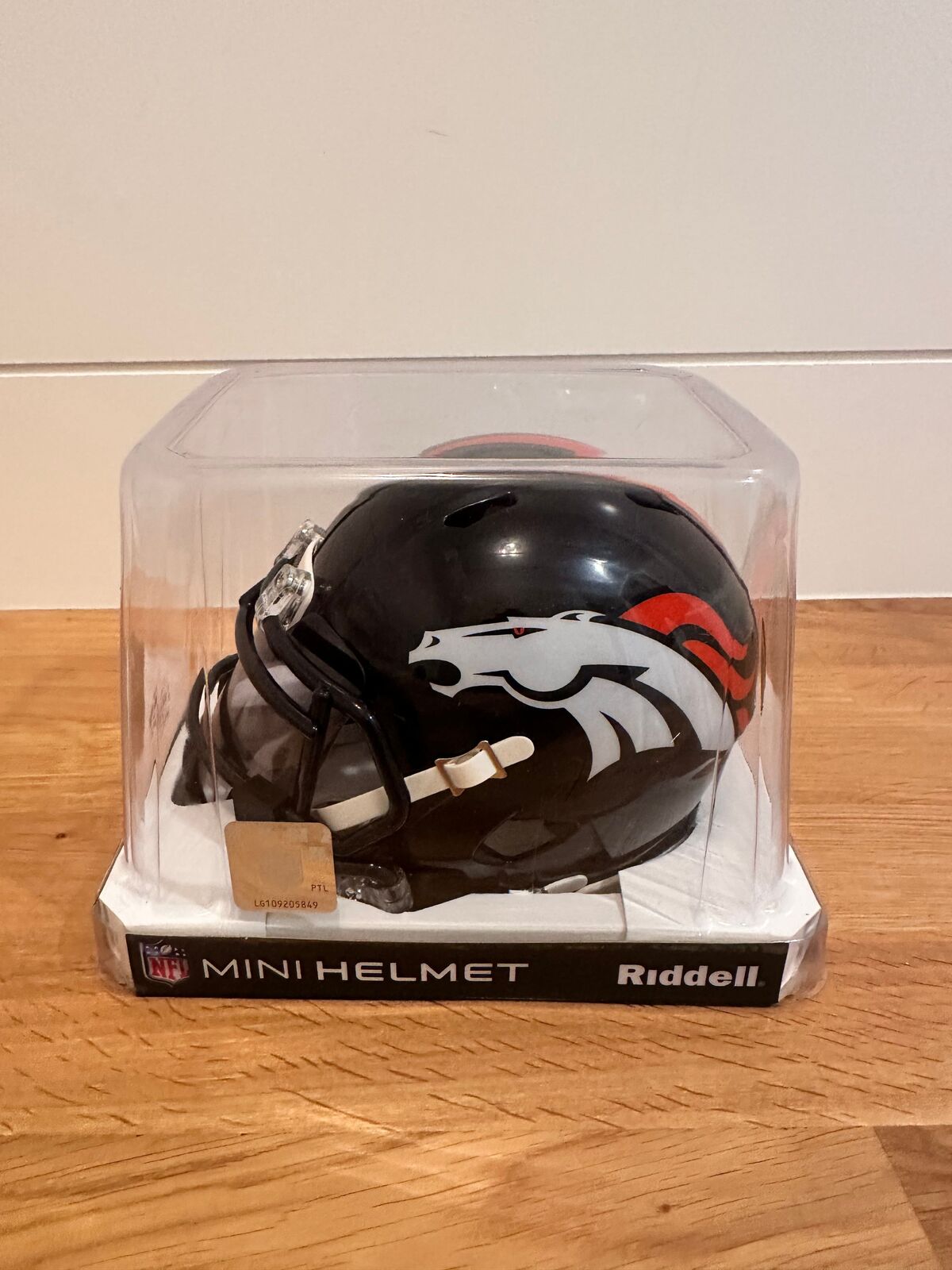 Clinton Portis Signed Denver Broncos Eclipse Mini Helmet with visor –
