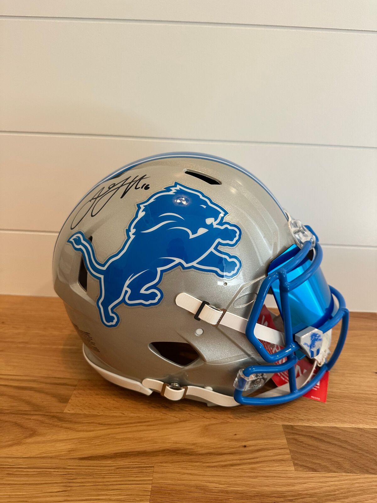 Jared Goff Signed Detroit Lions Authentic Helmet – Fanatics Certified