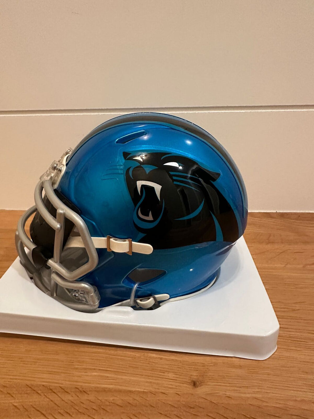 Luke Kuechly Signed Carolina Panthers Flash Alternate Mini Helmet –