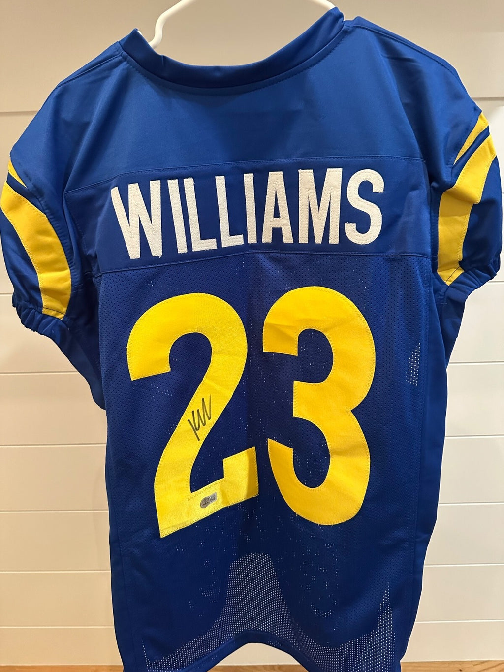 Kyren Williams Signed Los Angeles Rams #23 Jersey – Beckett Authenticated