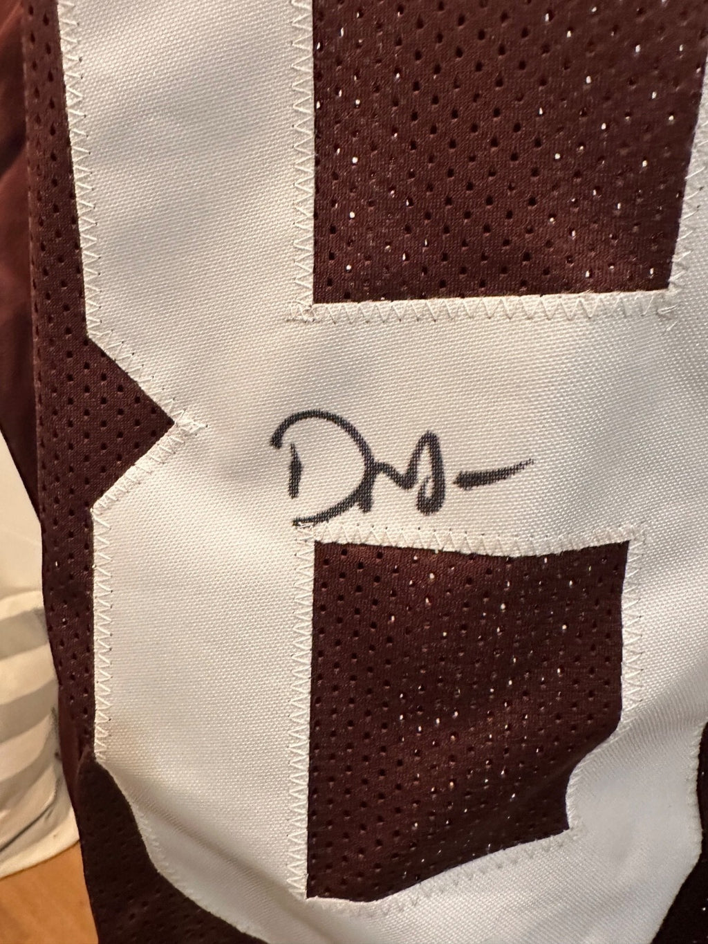 David Njoku Signed Cleveland Browns Jersey – Beckett Witnessed
