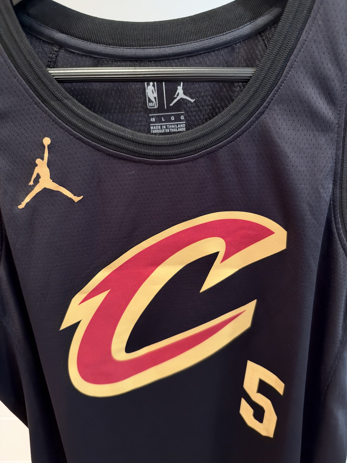 Sam Merrill Signed Cavaliers Jordan Swingman Jersey Black L 48 JSA