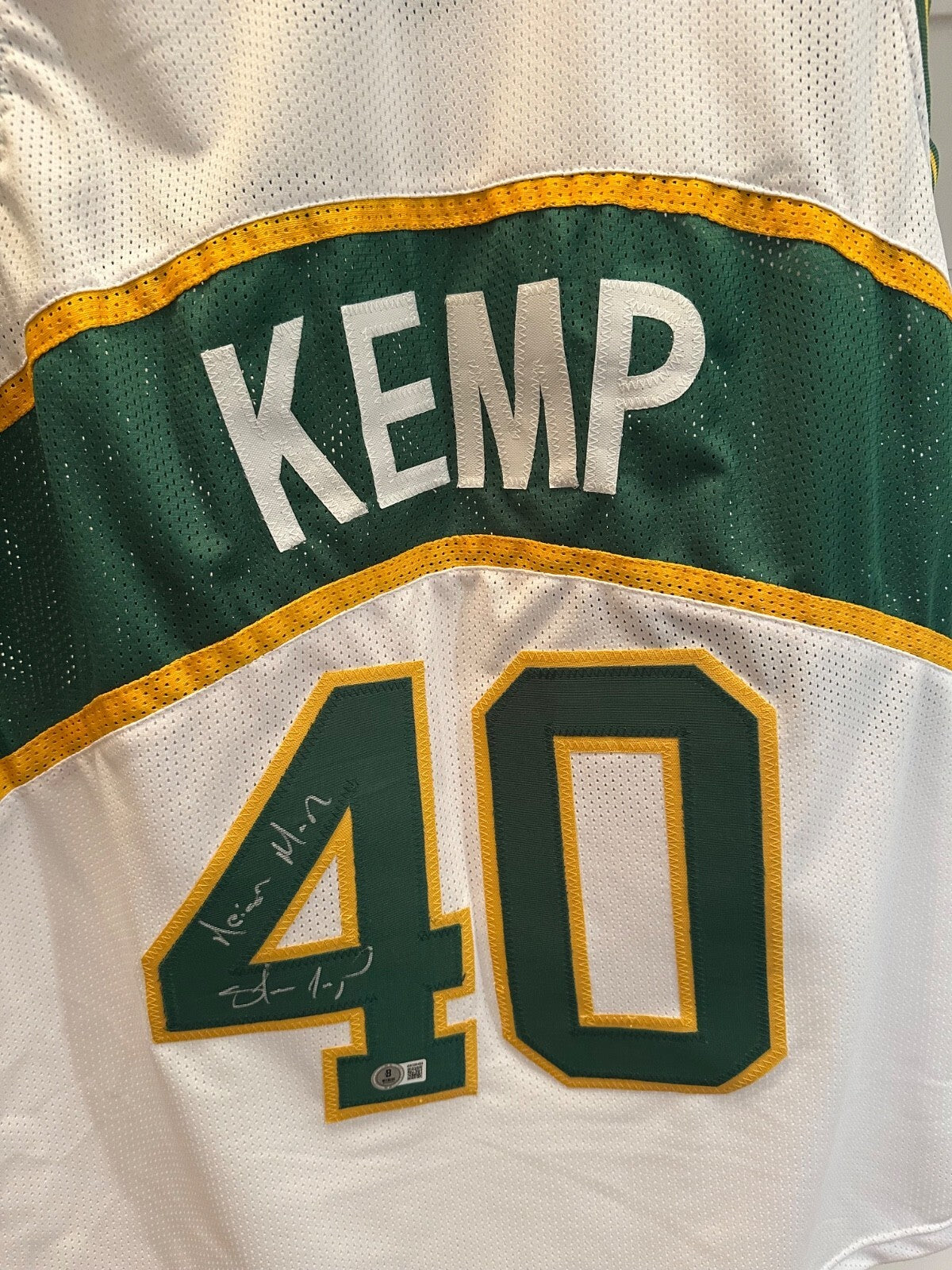 Shawn Kemp Signed Seattle SuperSonics #40 Jersey “Reign Man” – Beckett