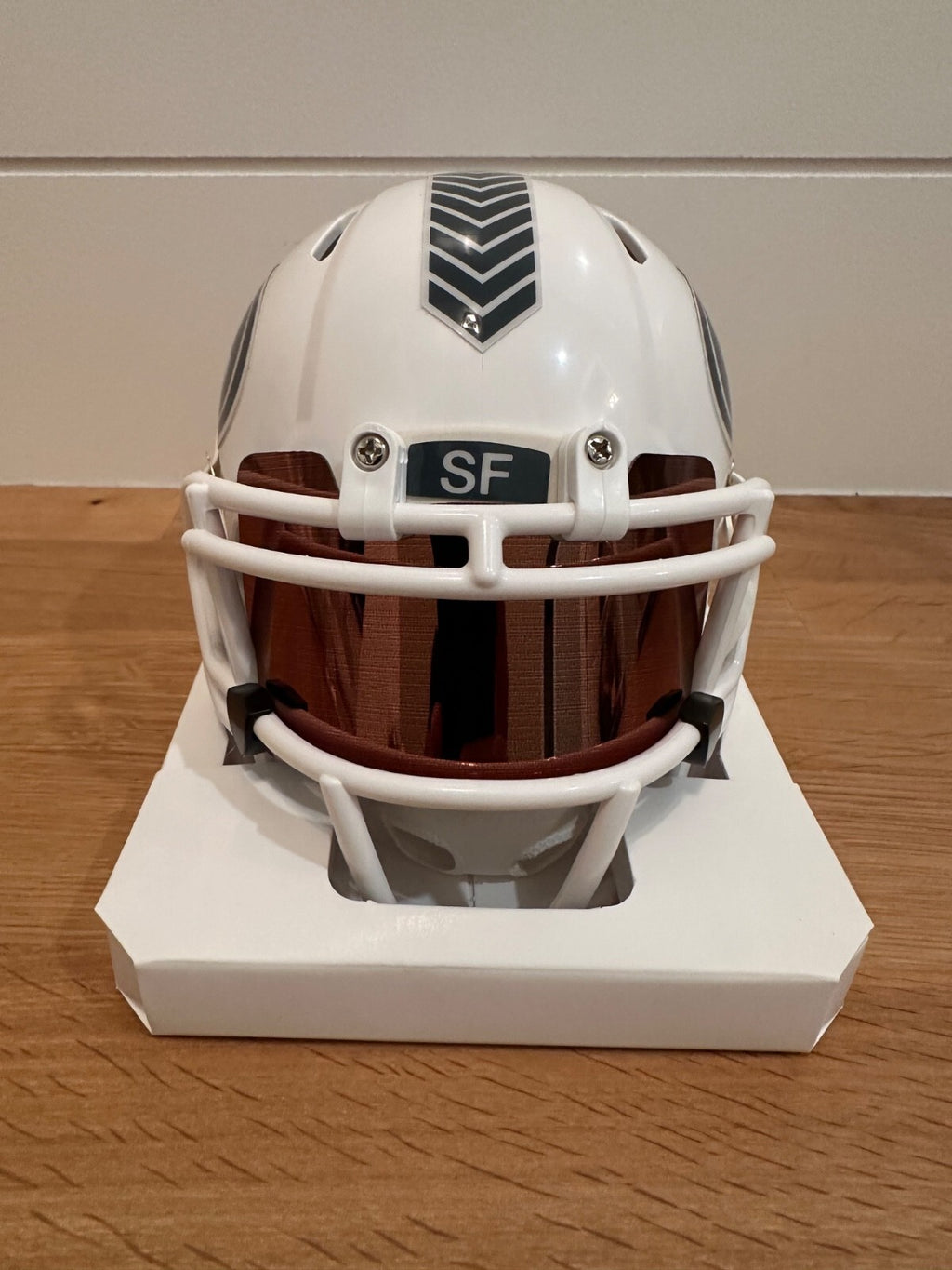 Roger Craig Signed 49ers Salute to Service Mini Helmet – Beckett Witnessed