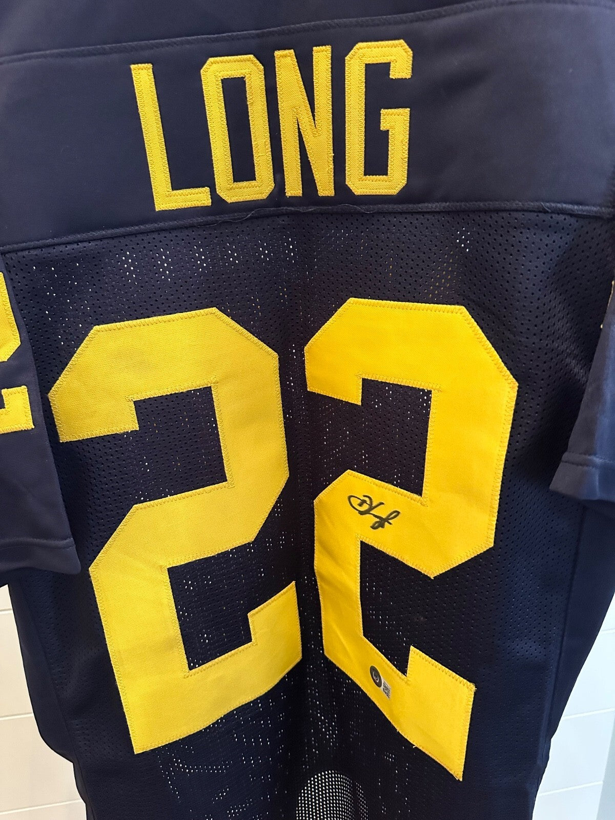 David Long Jr. Signed Michigan Wolverines #22 Jersey – Beckett Witnessed