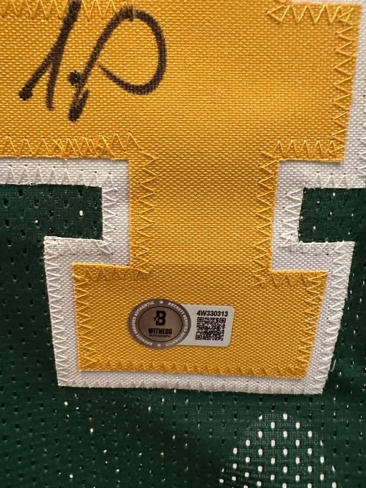 Shawn Kemp Signed Seattle SuperSonics #40 Jersey – Beckett Witnessed