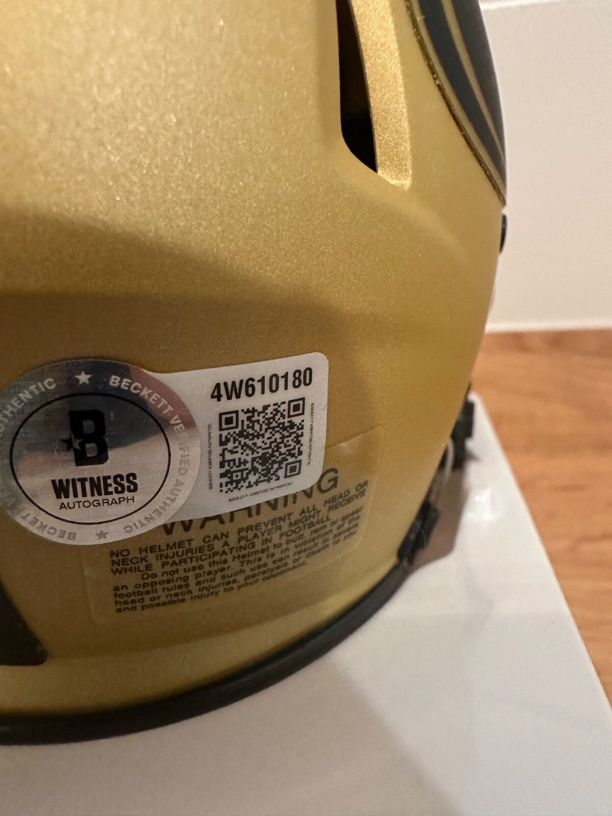 Frank Gore Signed 49ers Gold Mini Helmet – Beckett Witnessed