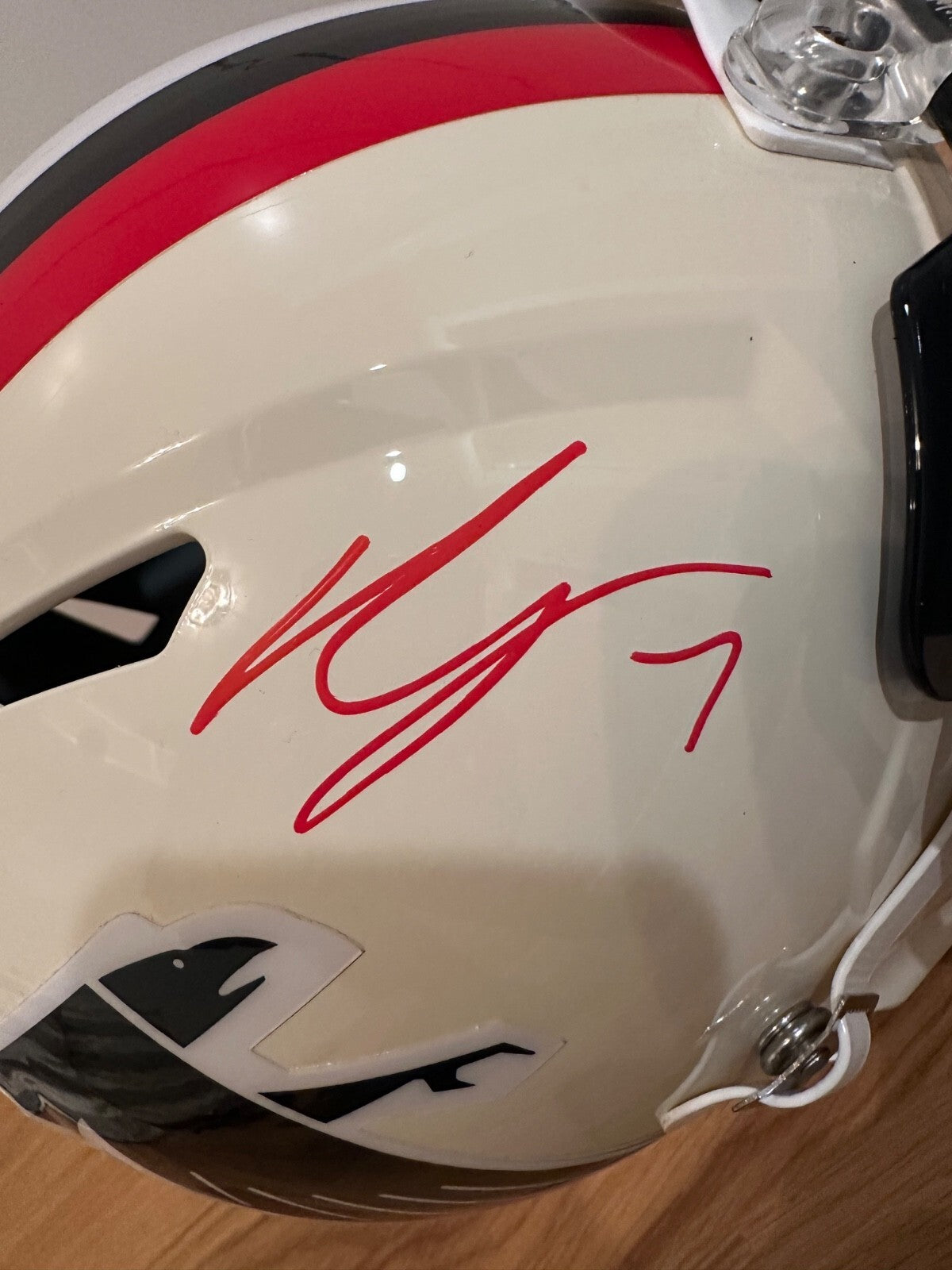Bijan Robinson Signed Falcons Full-Size Replica Helmet – Beckett