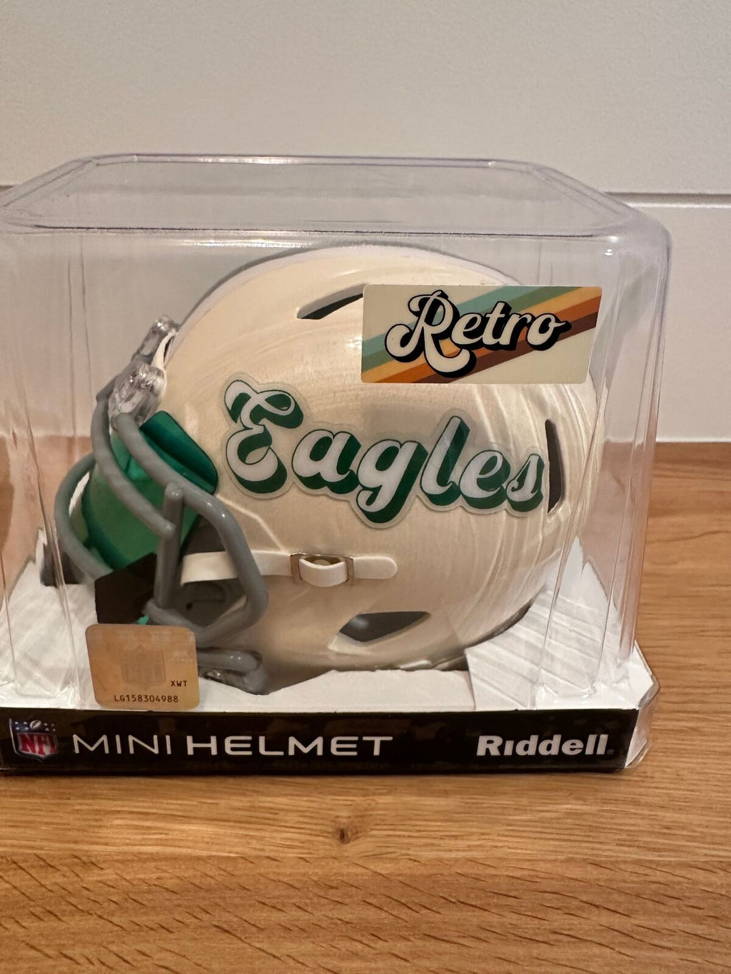 Mike Vick Signed Philadelphia Eagles Retro Mini Helmet – Beckett Witness COA